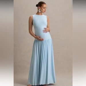 Maternity gown. Club London. Beautiful color and style